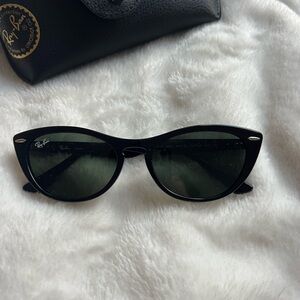 Ray-Ban Black Cat-Eye Sunglasses